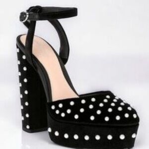 NWT ANTONIO MELANI x BORN on fifth Emily velvet pearl platform heels